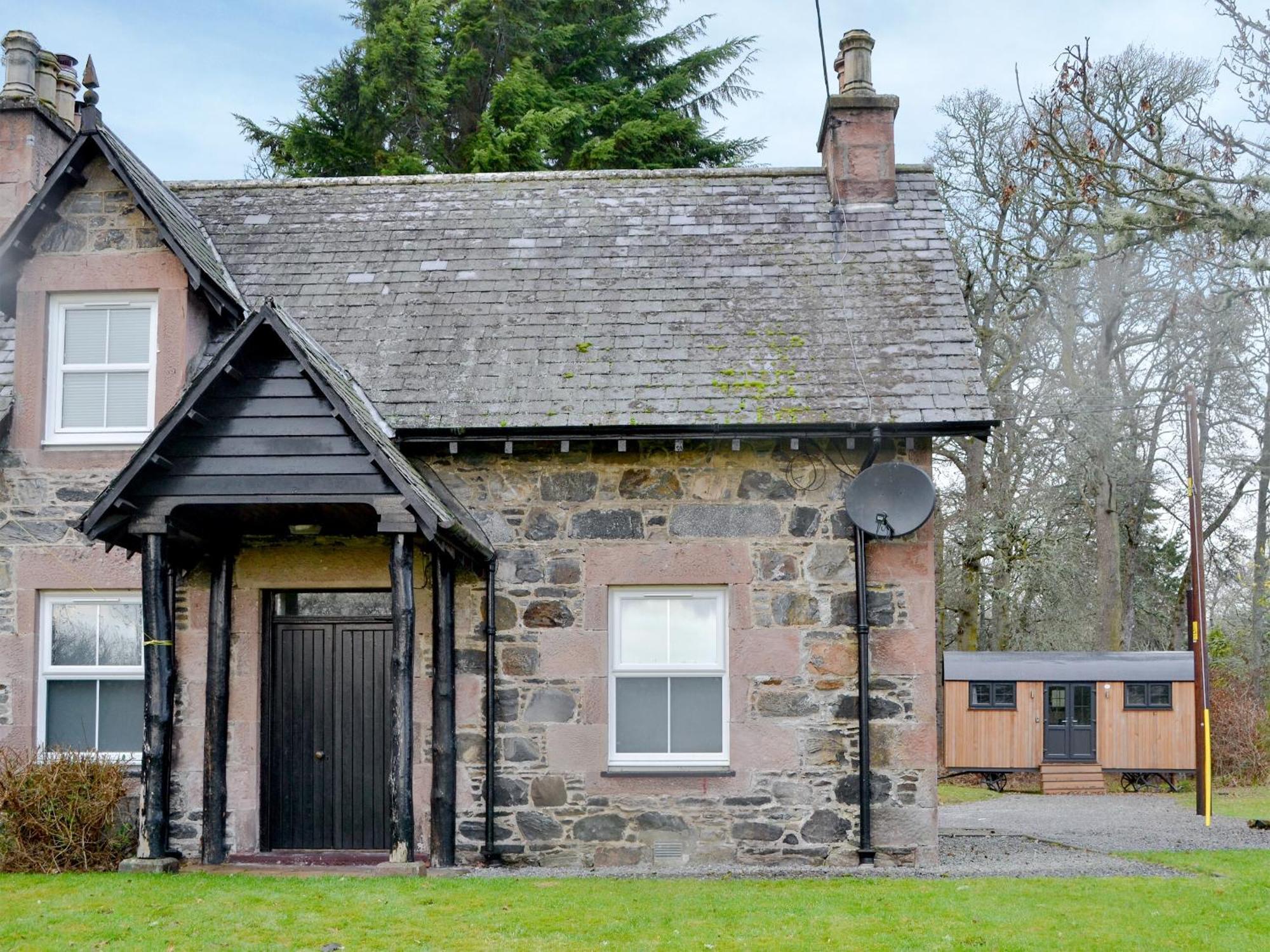 Checkers Cottage - Beaufort Estate Belladrum Exteriör bild